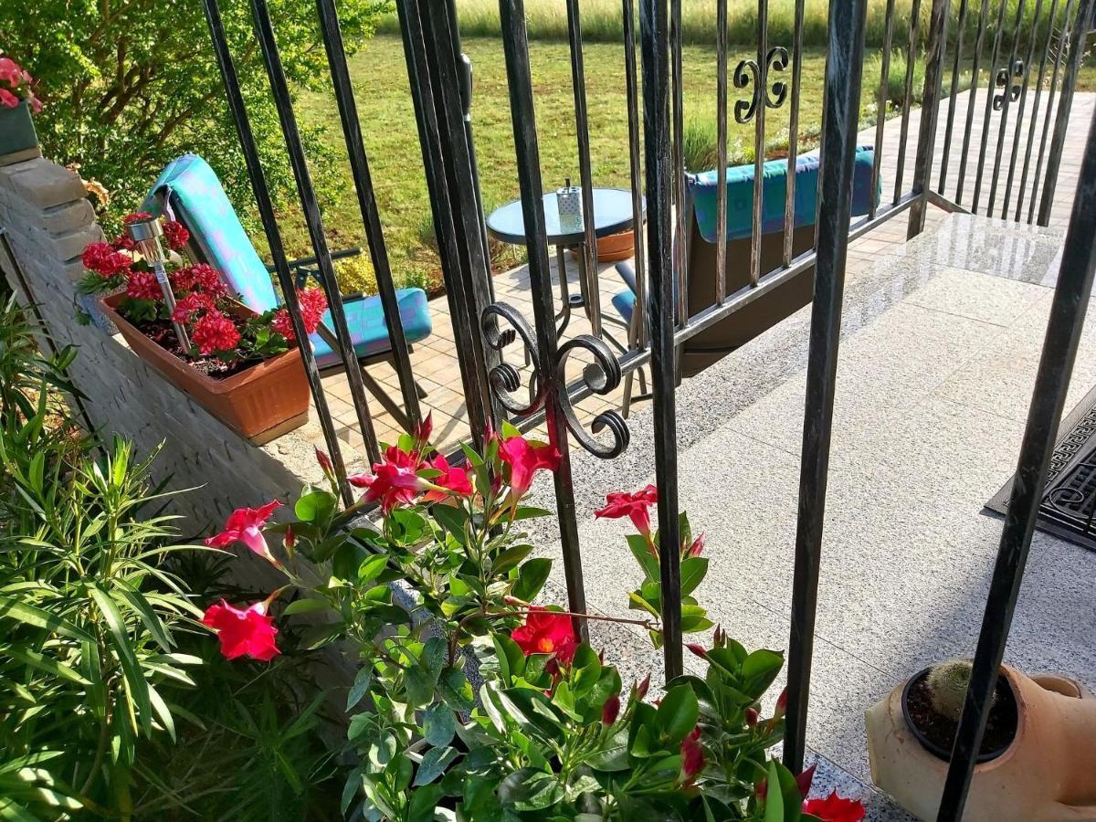 Apartment Green Oasis 1 Умаг Екстериор снимка